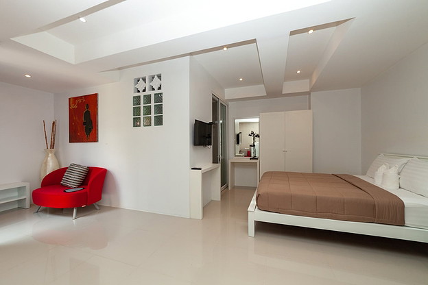 Condo — photo 3