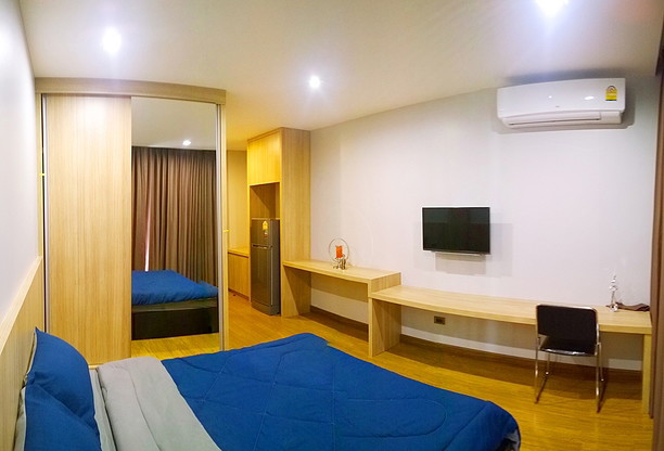 Condo · Huai Khwang, bangkok — photo 4