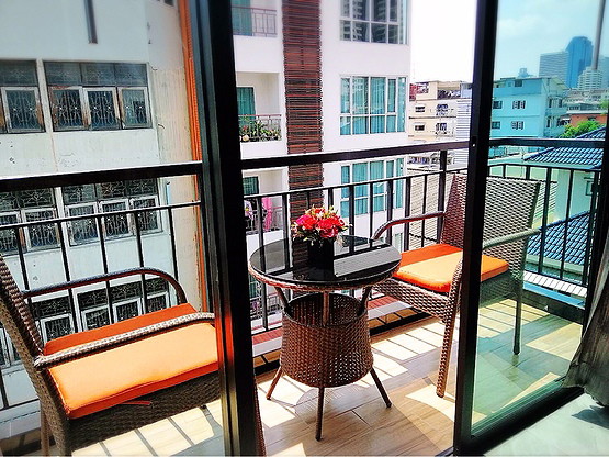 Condo · Khlong Toei, bangkok — photo 2
