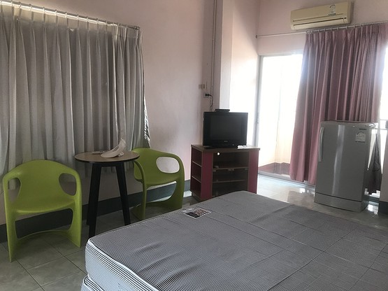 Condo — photo 3