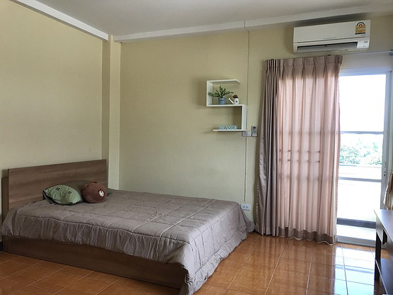 Condo · Mueang Chon Buri, chon_buri — photo 3