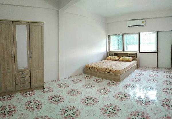 Condo · Bang Khae, bangkok — photo 3