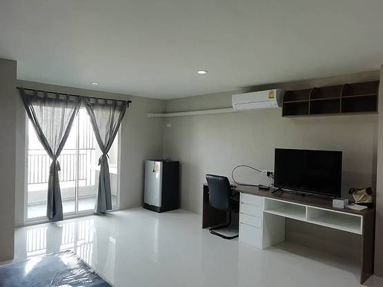 Condo — photo 3