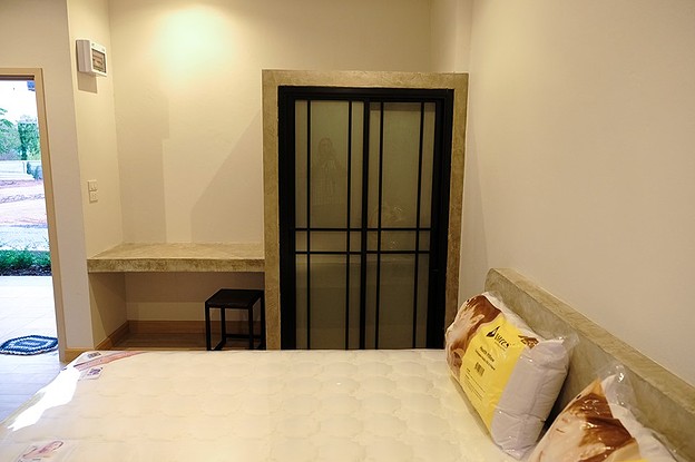 Condo — photo 3