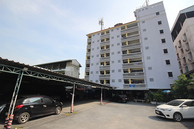 Condo · Mueang Samut Prakan — photo 3