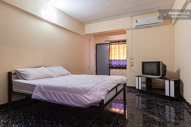 Condo · Wang Thonglang, bangkok — photo 3