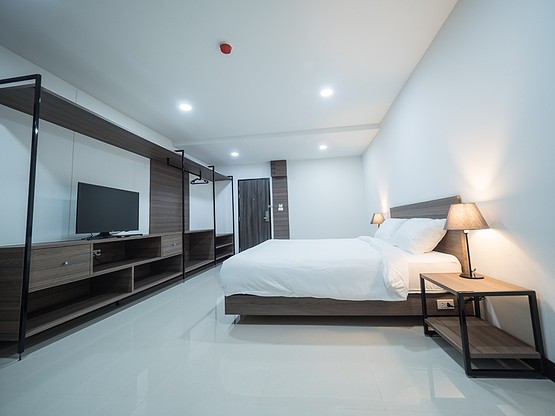 Condo · Mueang Chon Buri, chon_buri — photo 4