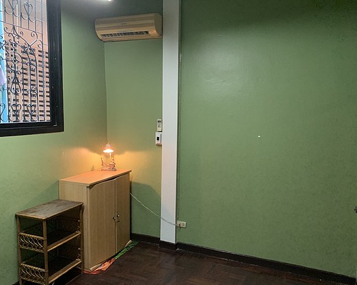 Condo · Pom Prap Sattru Phai, bangkok — photo 4