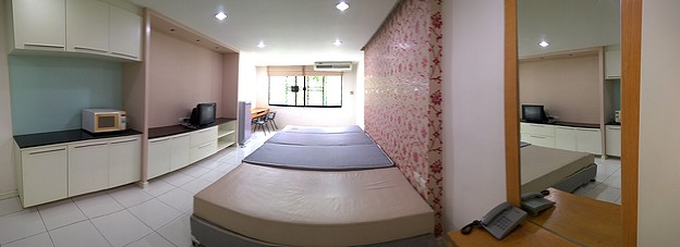 Condo · Bang Rak, bangkok — photo 5
