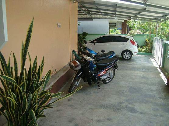 Condo — photo 1