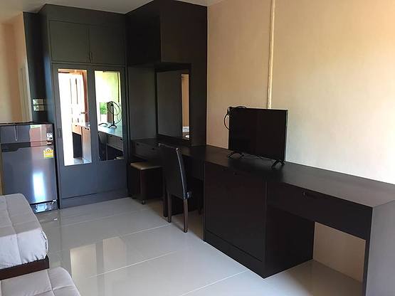 Condo — photo 2