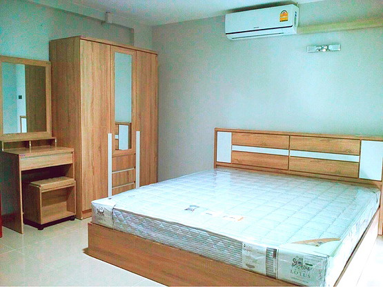 Condo — photo 5