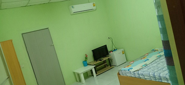 Condo — photo 1