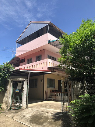 Condo — photo 1