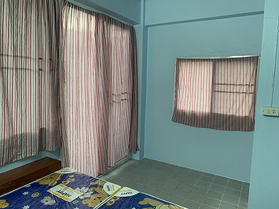 Condo · Wang Thonglang, bangkok — photo 4