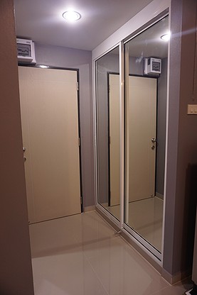 Condo · Phra Pradaeng — photo 5