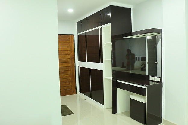 Condo — photo 3