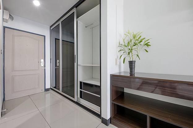 Condo — photo 3