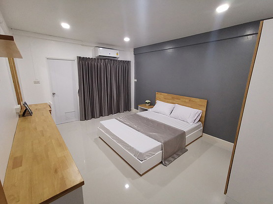Condo · Bangkok Yai, bangkok — photo 2