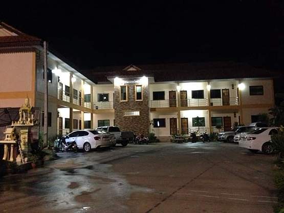Condo — photo 2