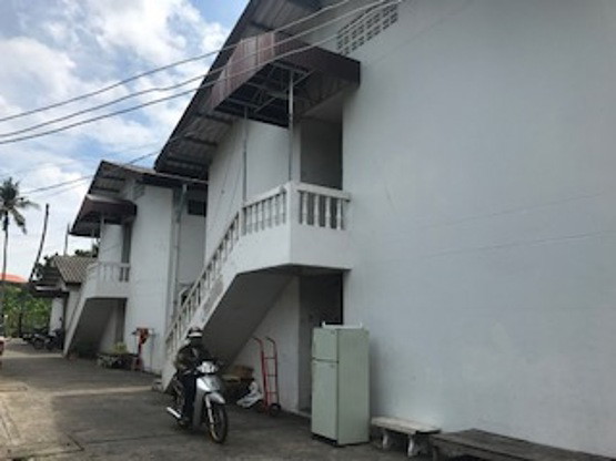 Condo · Bang Khun Thian, bangkok — photo 2