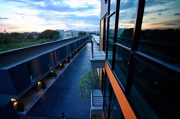 Condo · Bang Phli — photo 2
