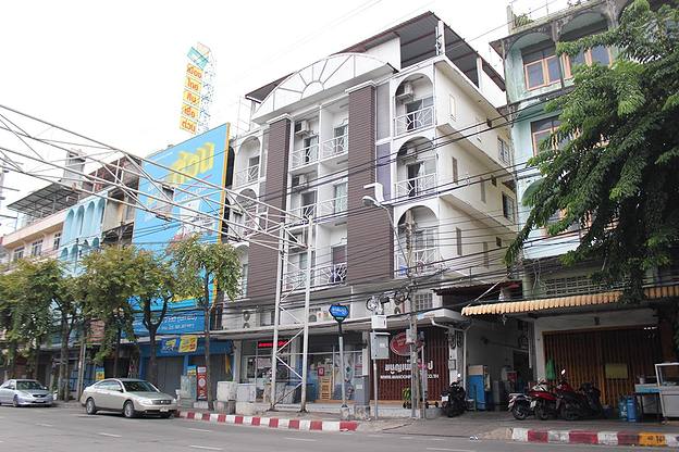 Condo · bangkok — photo 1