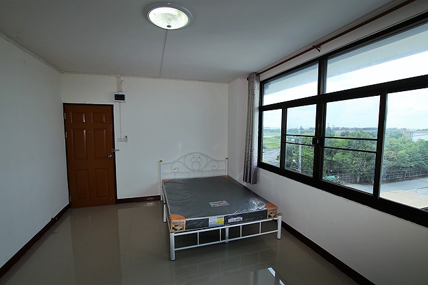 Condo · Lat Krabang, bangkok — photo 3
