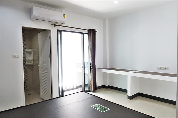 Condo · Bangkok Noi, bangkok — photo 5