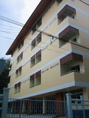 Condo — photo 1