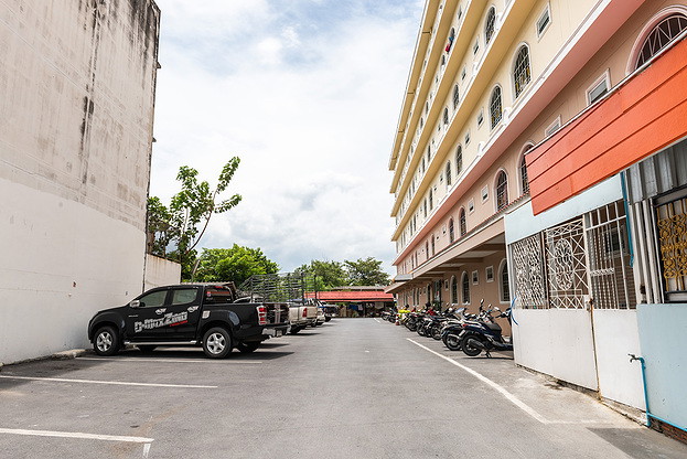 Condo · Mueang Samut Prakan — photo 3