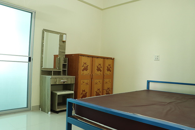 Condo · Bangkok Noi, bangkok — photo 1