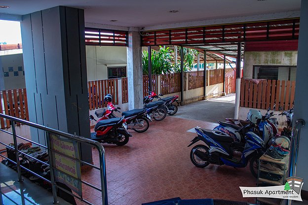 Condo — photo 2
