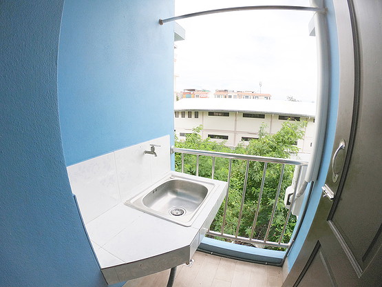 Condo · Mueang Samut Prakan — photo 5