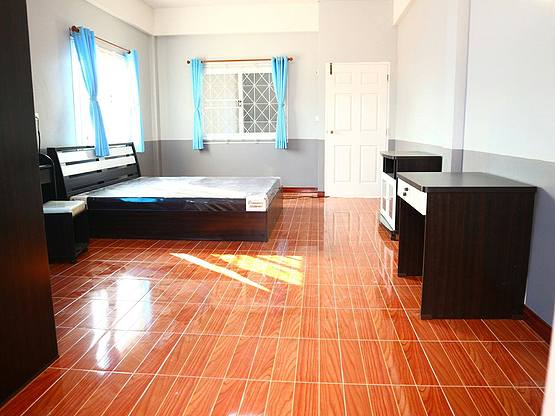 Condo — photo 3