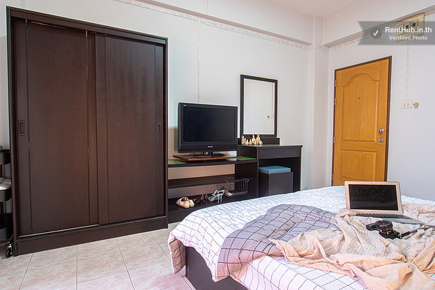 Condo · Wang Thonglang, bangkok — photo 4