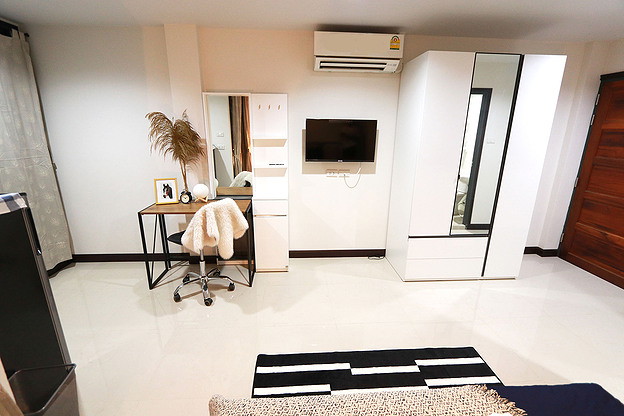 Condo · Bang Sue, bangkok — photo 5