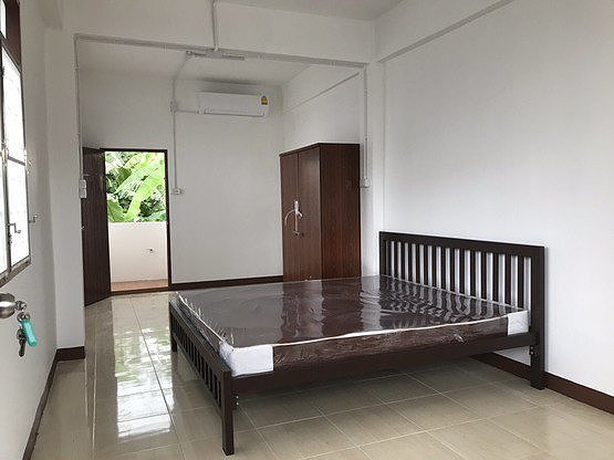 Condo — photo 3
