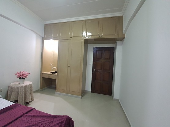 Condo · Wang Thonglang, bangkok — photo 4