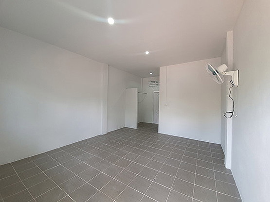 Condo — photo 2