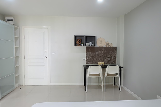 Condo — photo 5