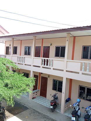 Condo — photo 2