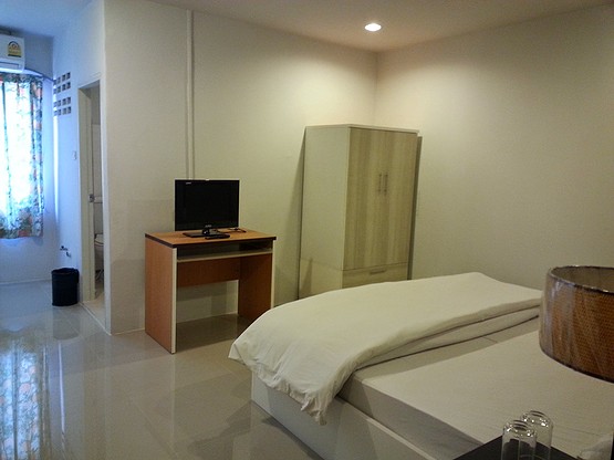Condo · Bang Phli — photo 4