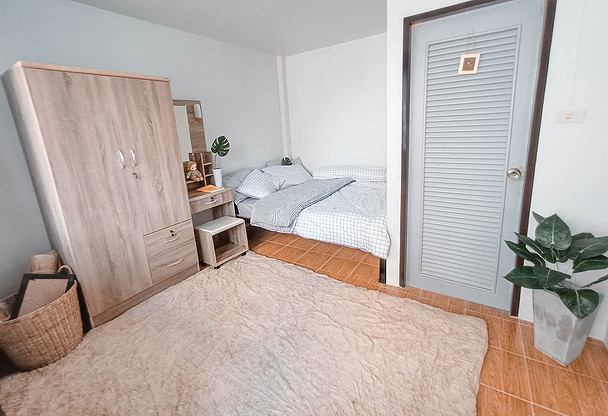 Condo — photo 2