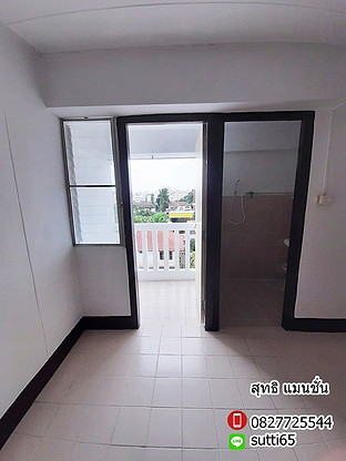 Condo · Wang Thonglang, bangkok — photo 4