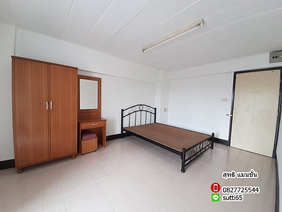 Condo · Wang Thonglang, bangkok — photo 5