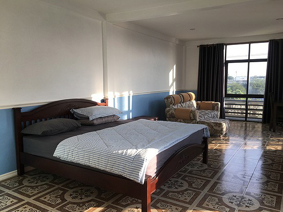 Condo — photo 3