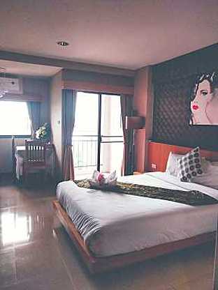 Condo — photo 2