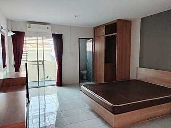Condo — photo 5