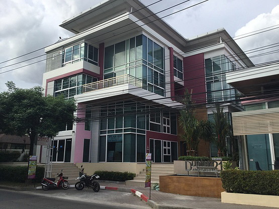 Condo · Wang Thonglang, bangkok — photo 3